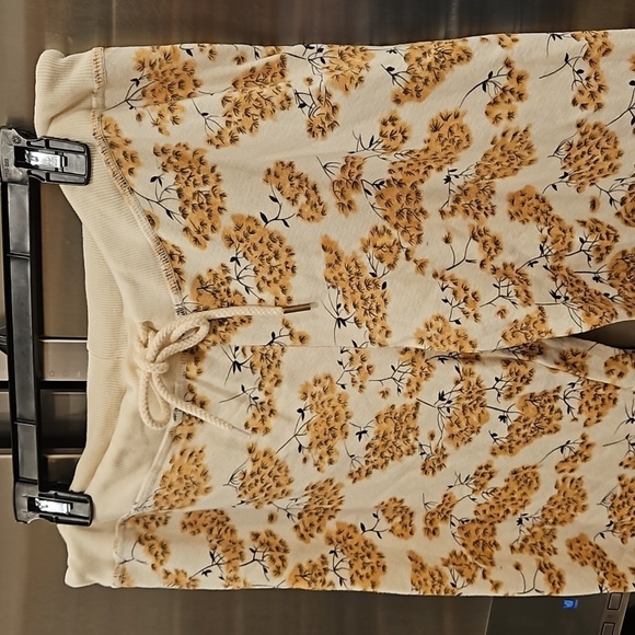 💕THE GREAT💕 The Wide Leg Cropped Sweatpant ~ Camomile Floral Size 2 M NWT - Picture 8 of 15